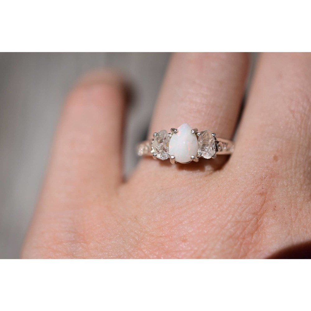 Raw Crystal Ring, Raw Stone Ring, Rings for Women, Stacking Ring, Raw Ge…